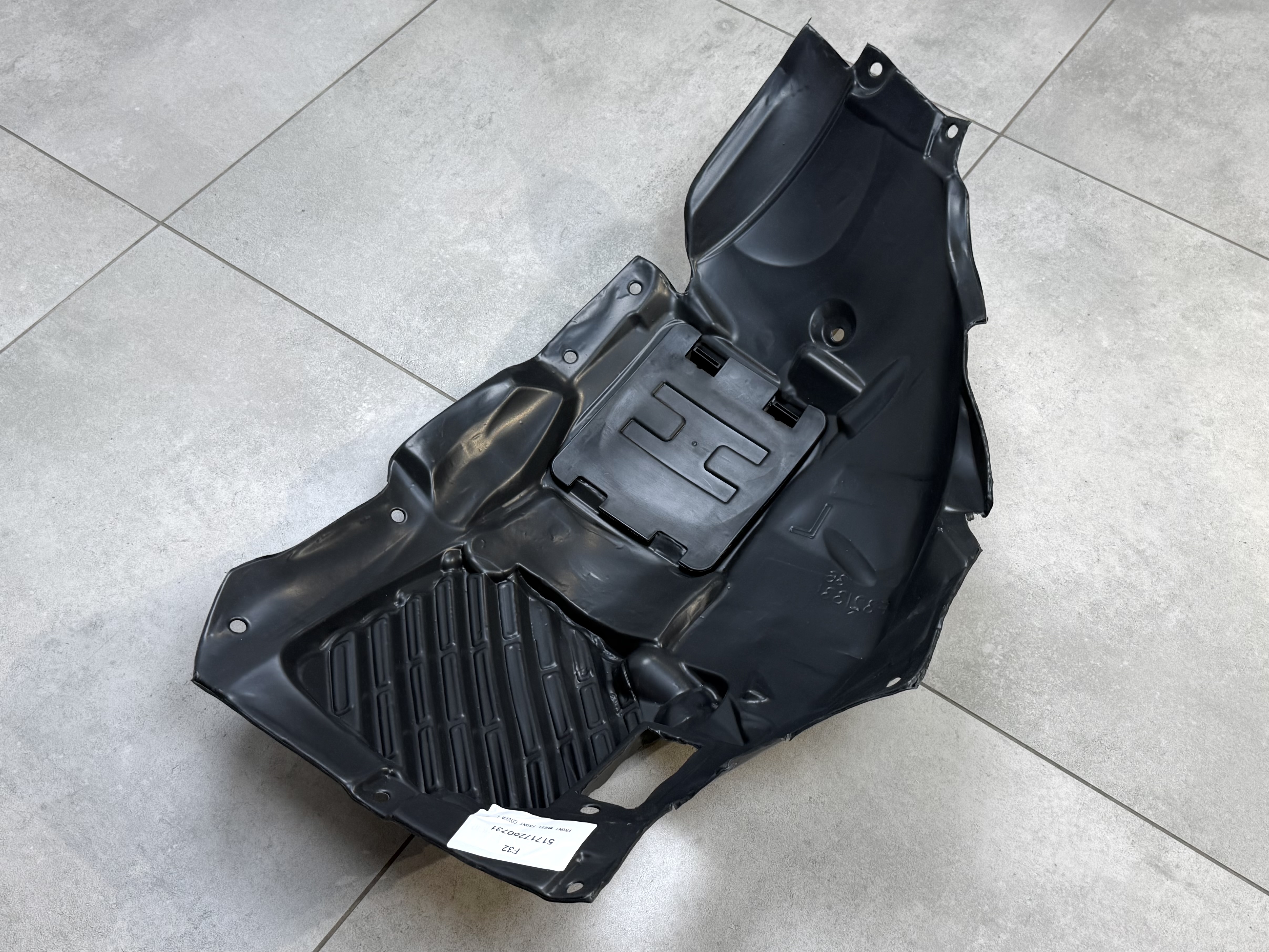 Підкрилок лівий передній M Paket 51717260731 для BMW 4 series F32 F33 F36 2013-2020 6