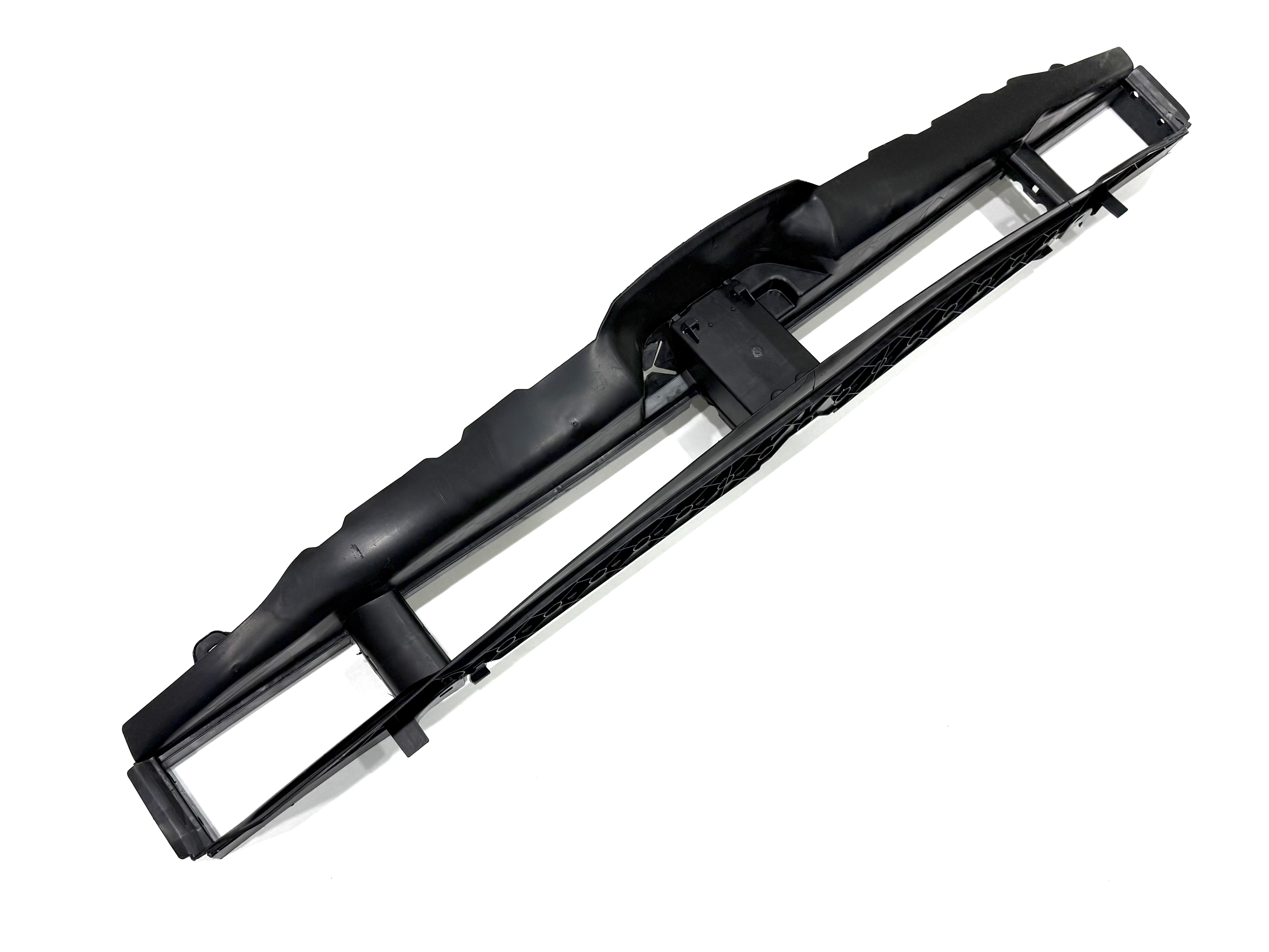 Жалюзі нижні не адаптивні 51647418158 BMW X5 G05 2019- 3