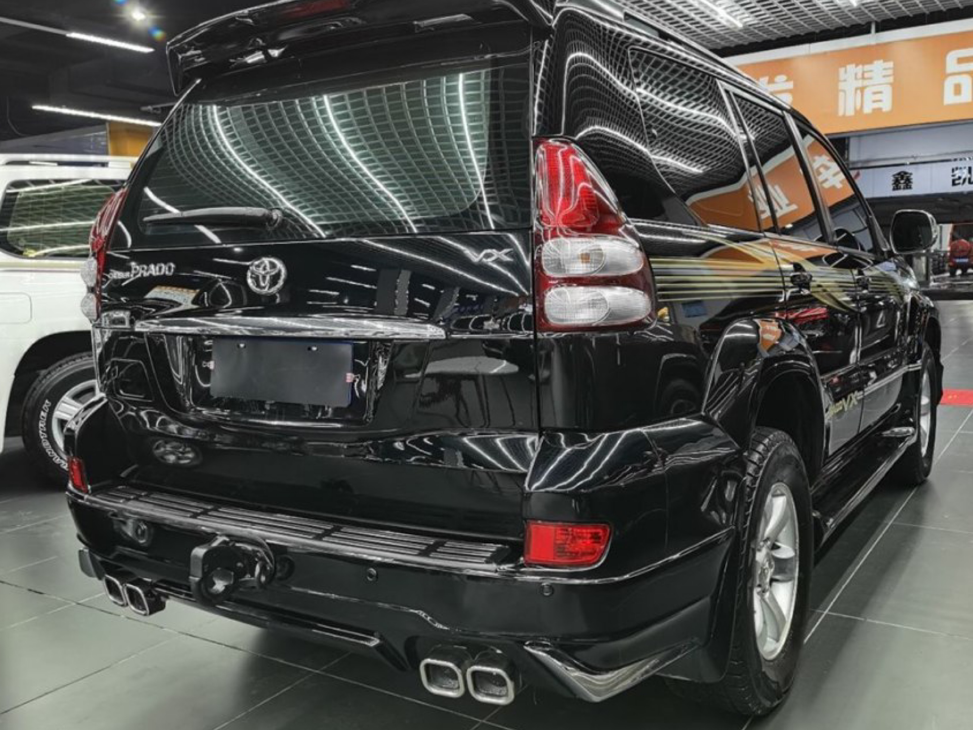 Обвіс юбка тюнінг заднього бампера Toyota Land Cruiser Prado 120 2003-2009 2