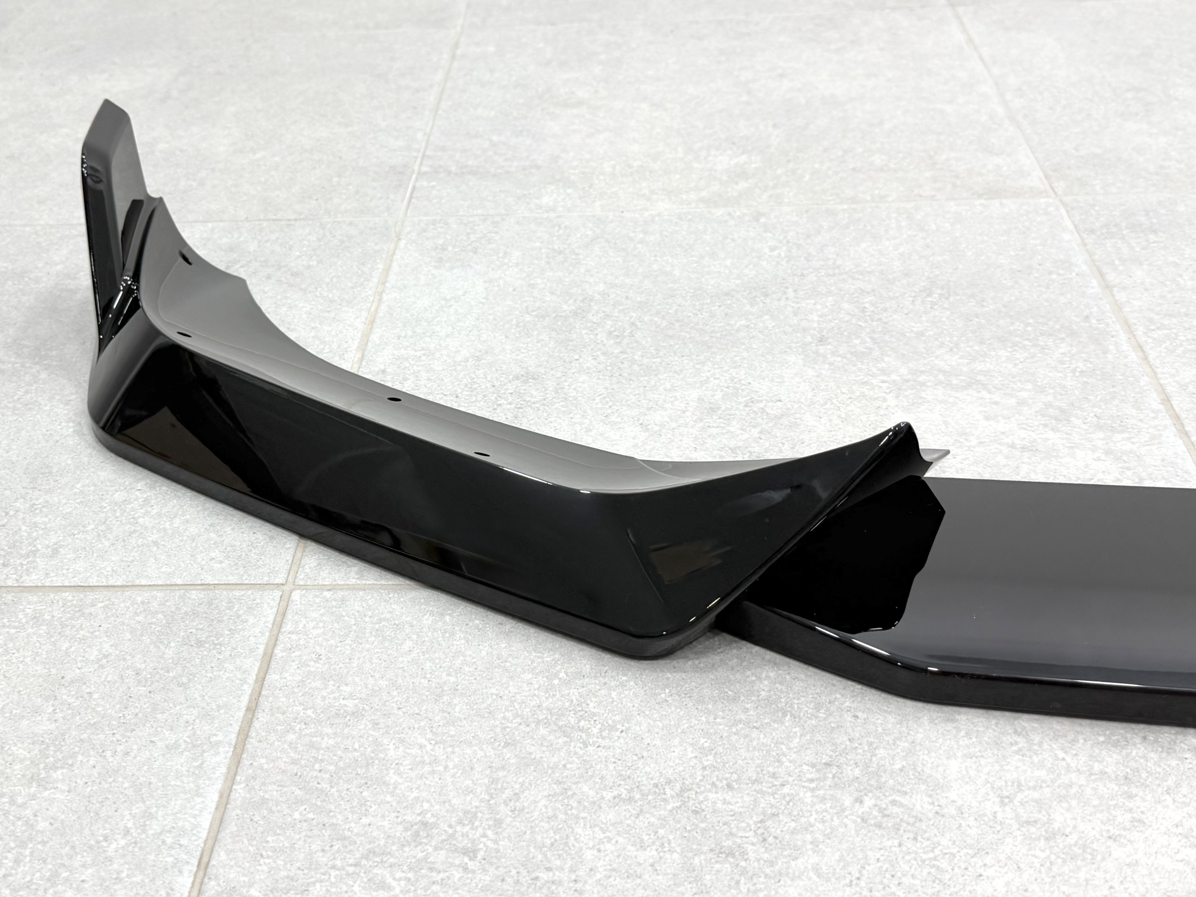 Накладка переднього бампера Paradigm BMW X7 G07 2019-2022, чорний глянець 5