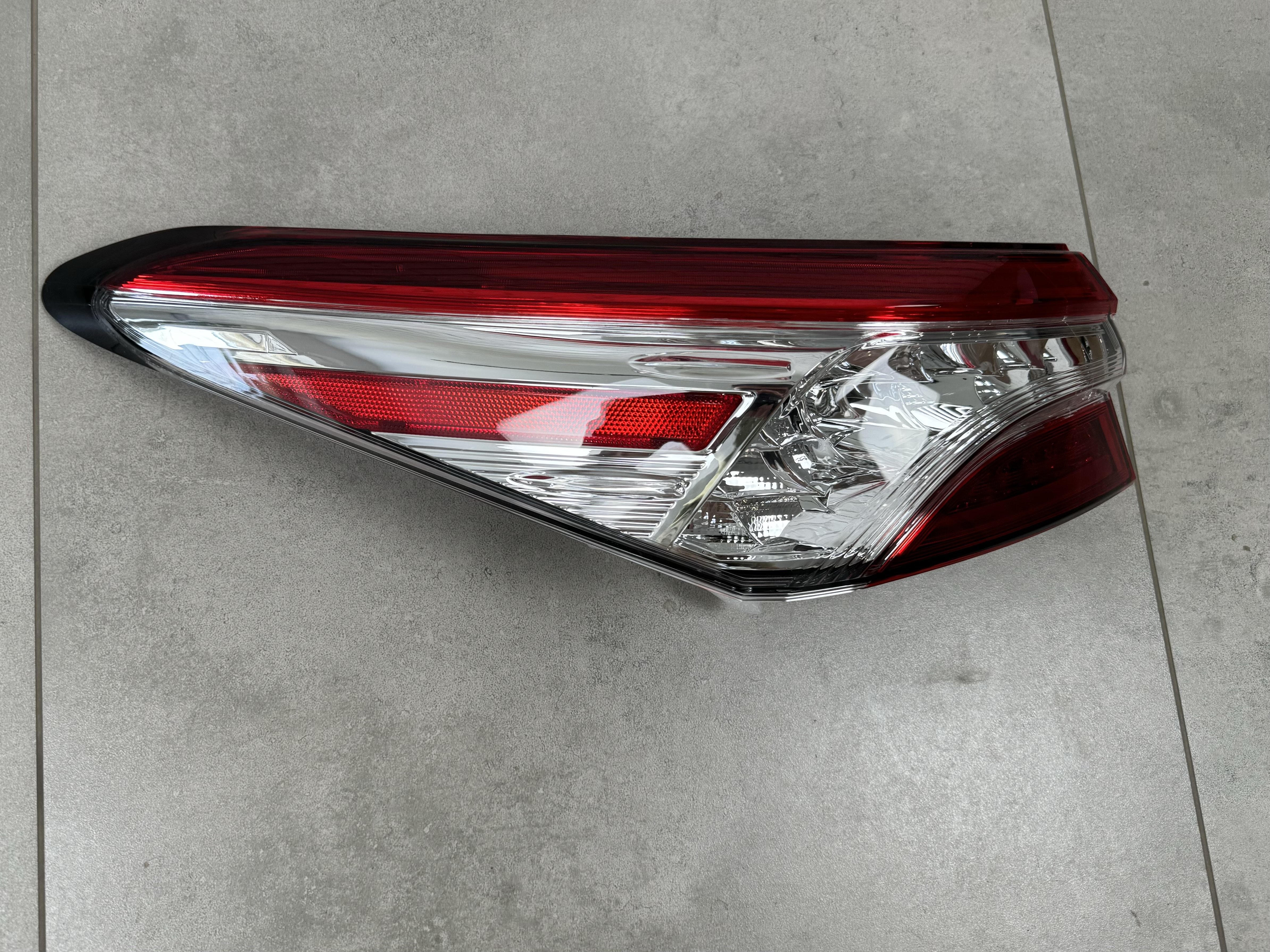 Задній ліхтар зовнішній лівий FULL LED Toyota Camry 70 USA XLE XSE 2017-2020 1шт. 4