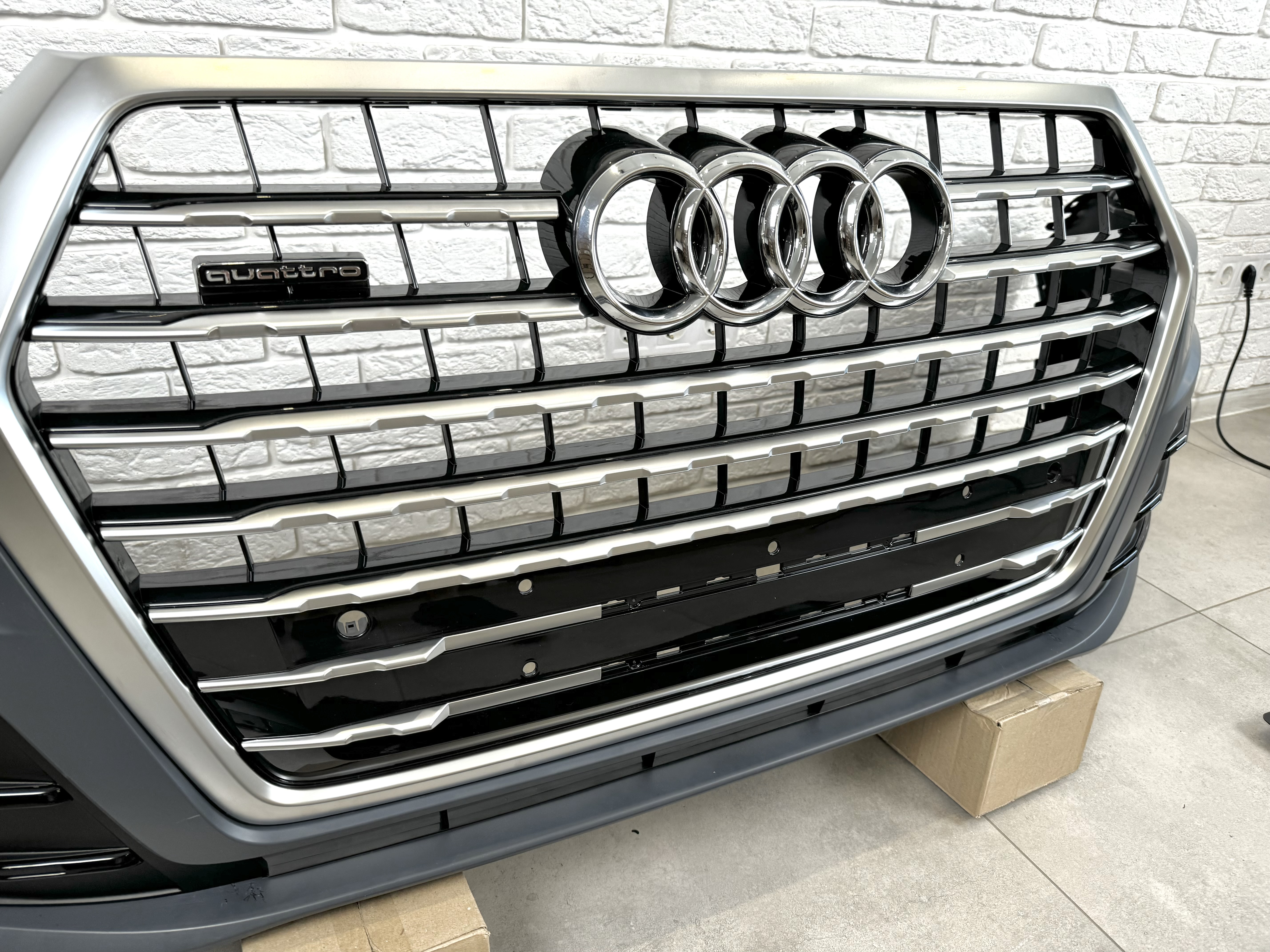 Бампер передній у зборі S-Line БЕЗ РАДАРУ Audi Q7 4M 2015-2019 5