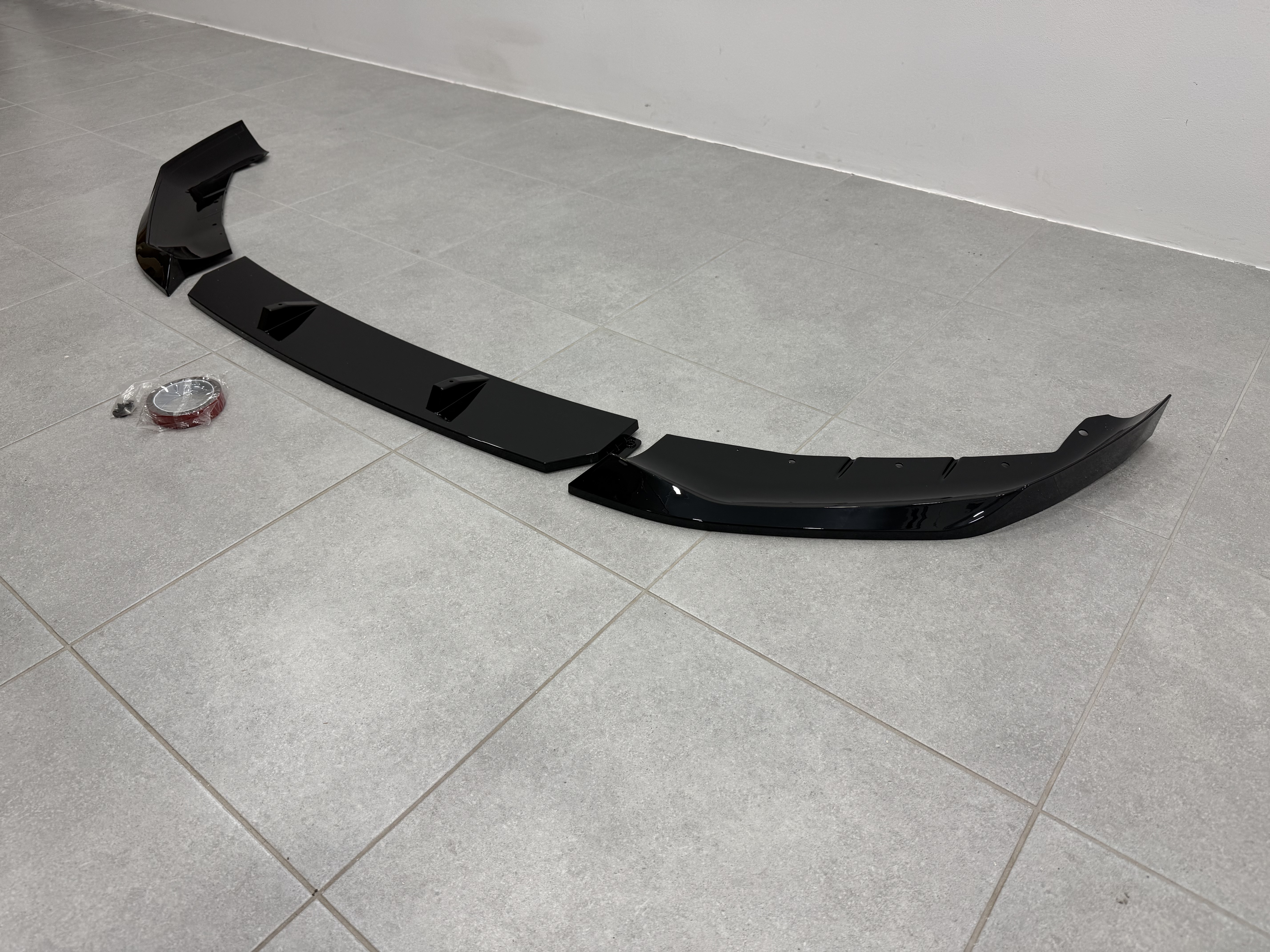 Юбка переднього бампера M Performance BMW 5 series G30 G31 2017-2020, чорний глянець 5