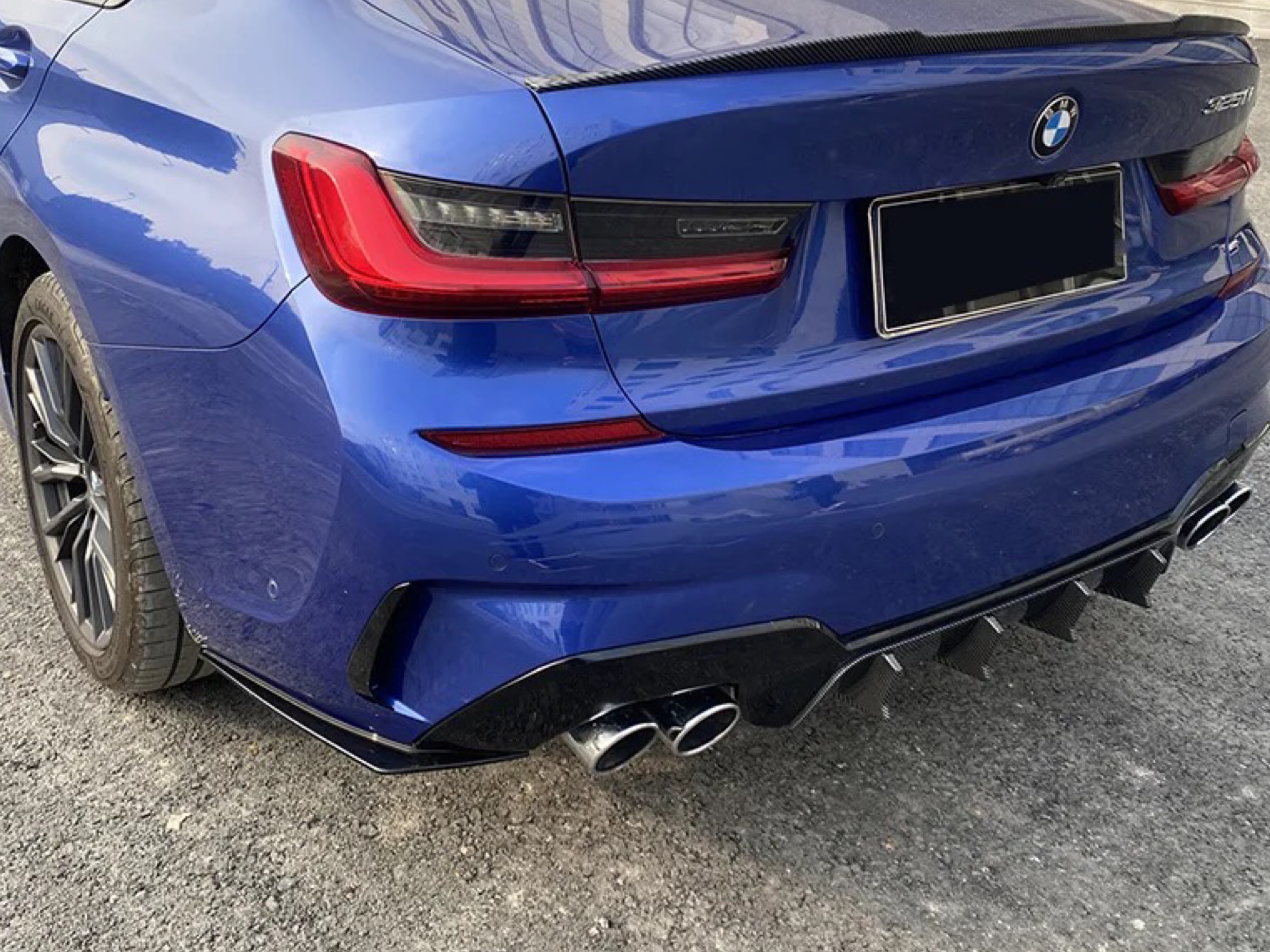 Леза накладки заднього бампера M-Performance BMW 3 series G20 2018 - 2шт. чорний глянець 3