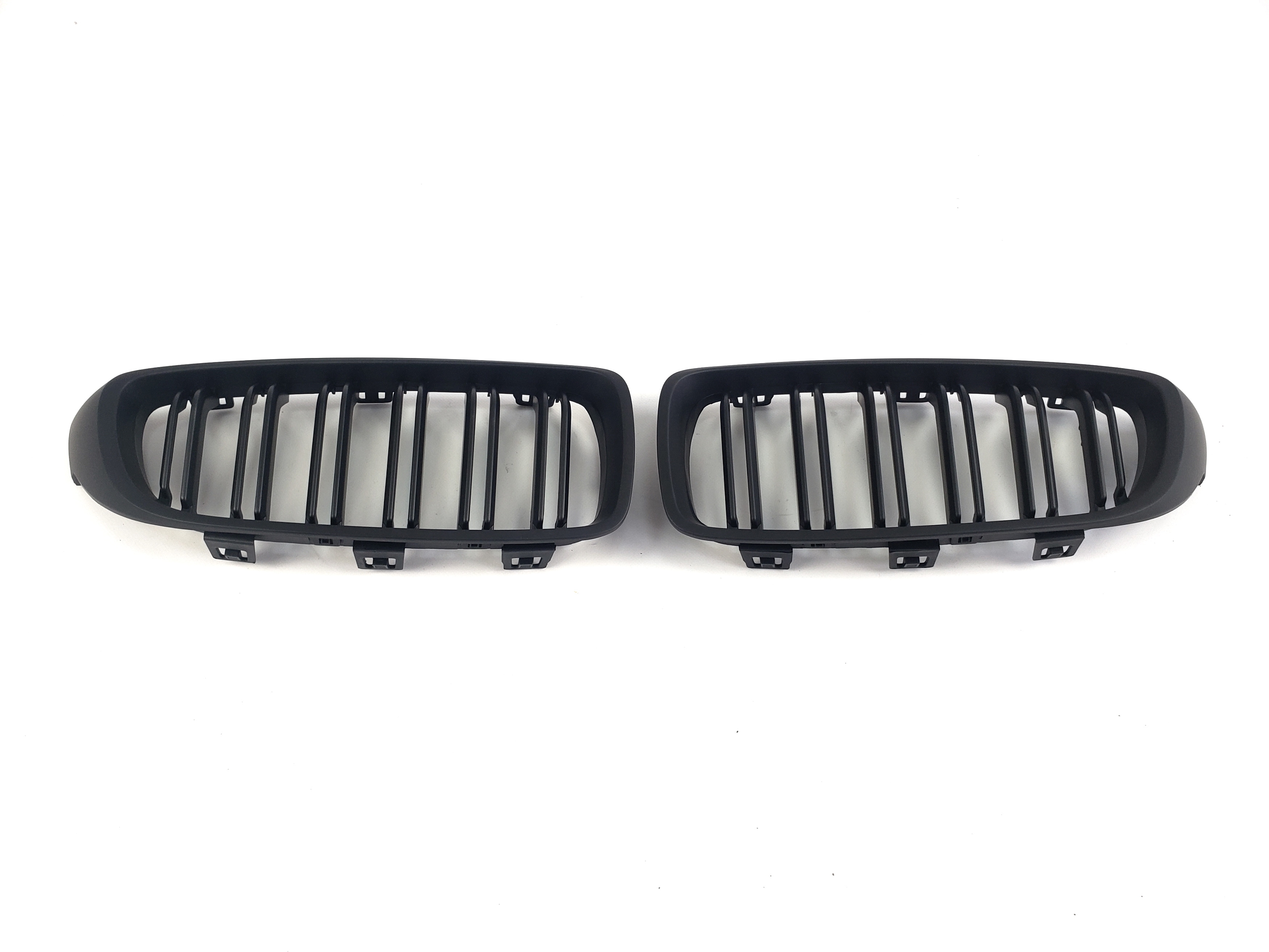 Ніздрі Чорний мат (Подвійні M-Look) на BMW 4 Series F32 / F33 2013-2020 року 2
