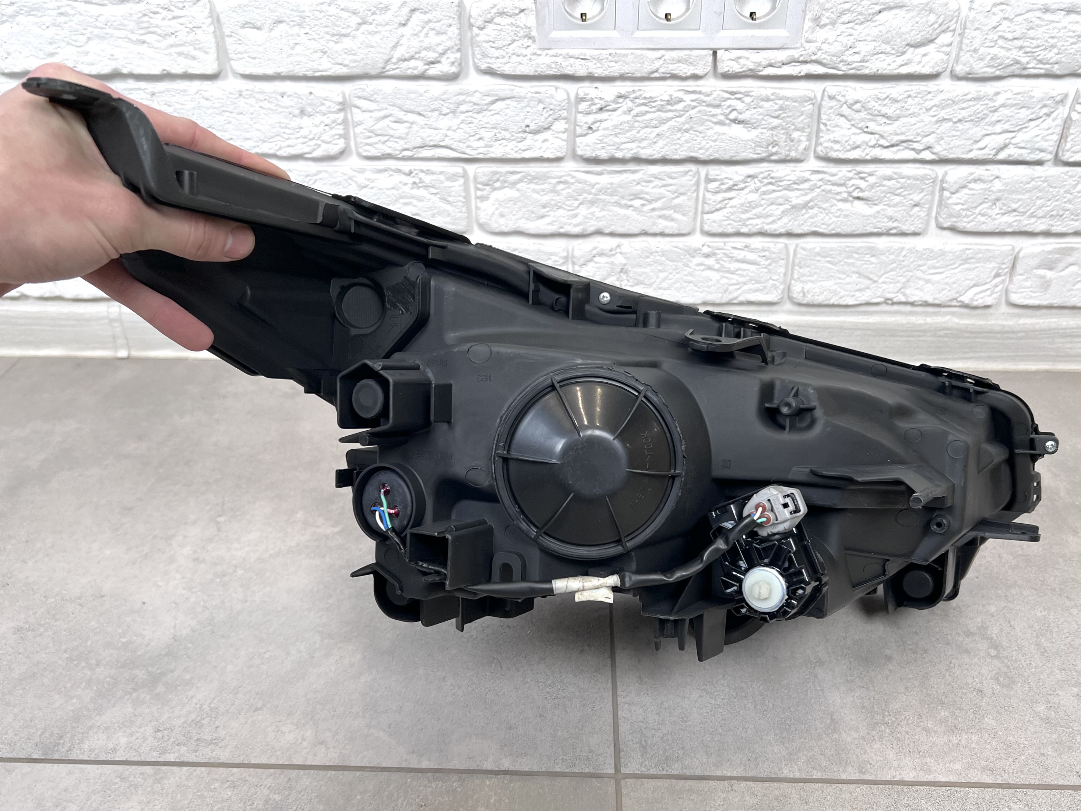 Ліва фара Lexus NX 2014-2017 під блок 4