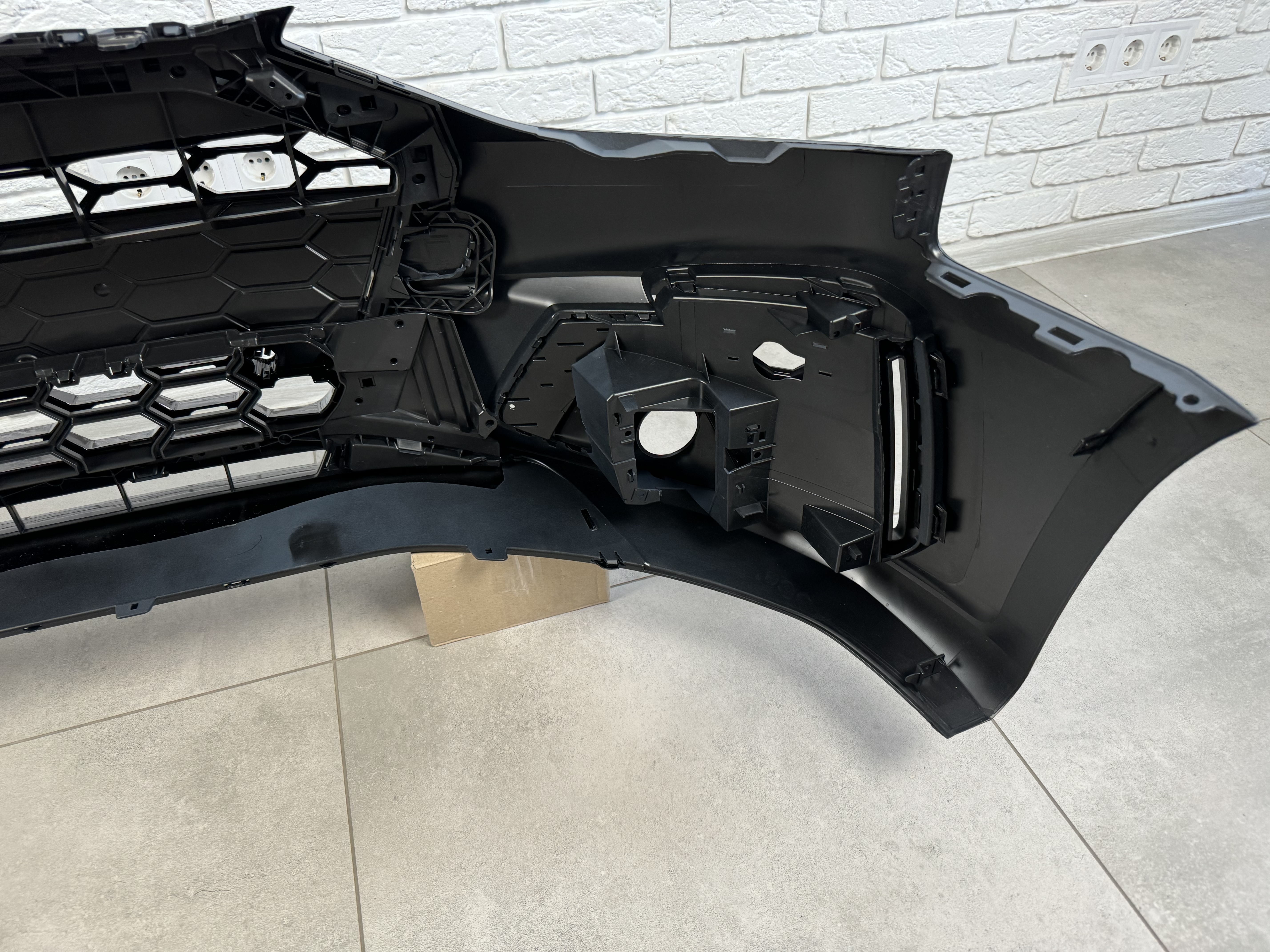 Бампер передній у зборі S-Line для Audi A4 B9 2020- 5