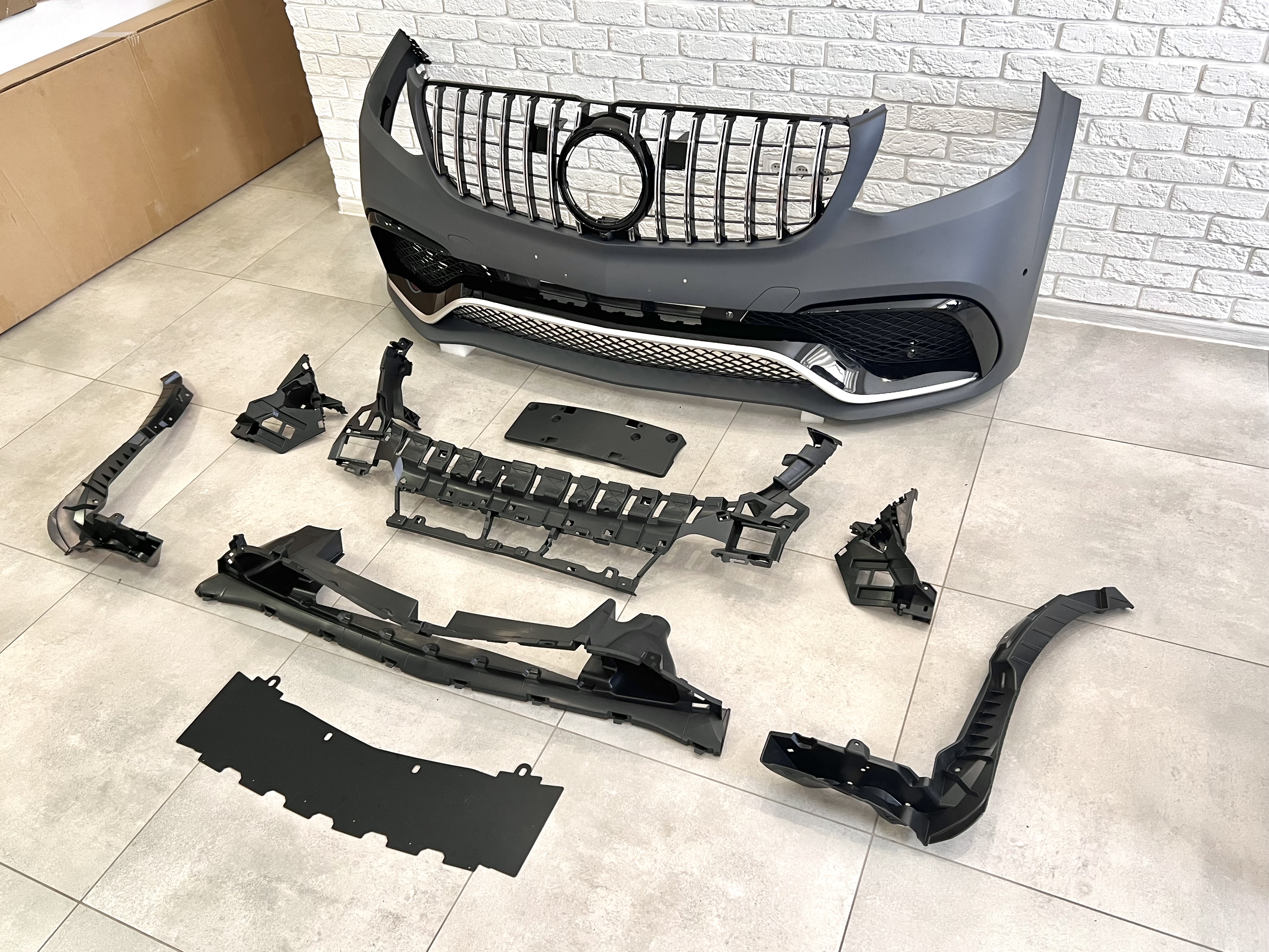 Комплект обвісу GLS63 AMG Mercedes Benz GLS class X166 2015-2018 5