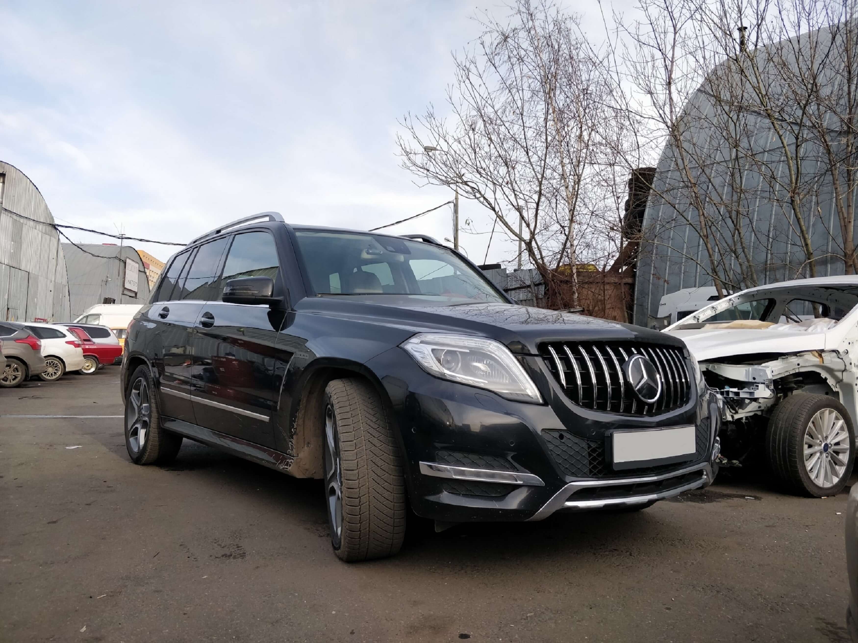 Решітка радіатора GT Chrome Black на Mercedes-Benz GLK-Class X204 2012-2015 року 4