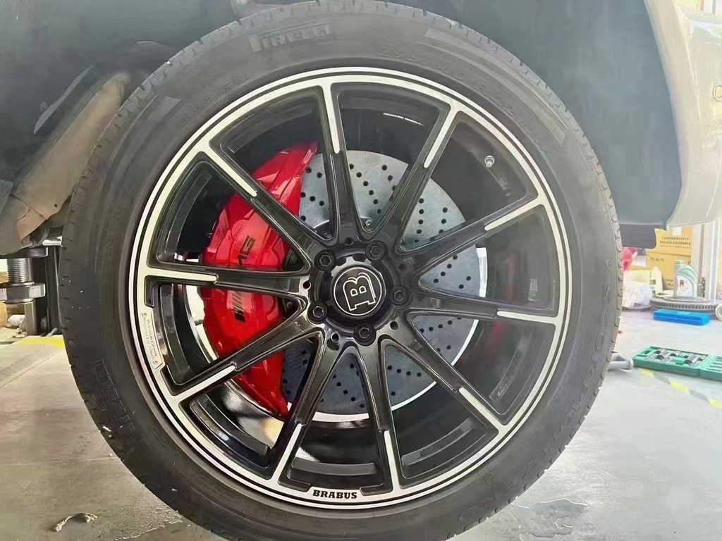 Гальмівна система AMG 6